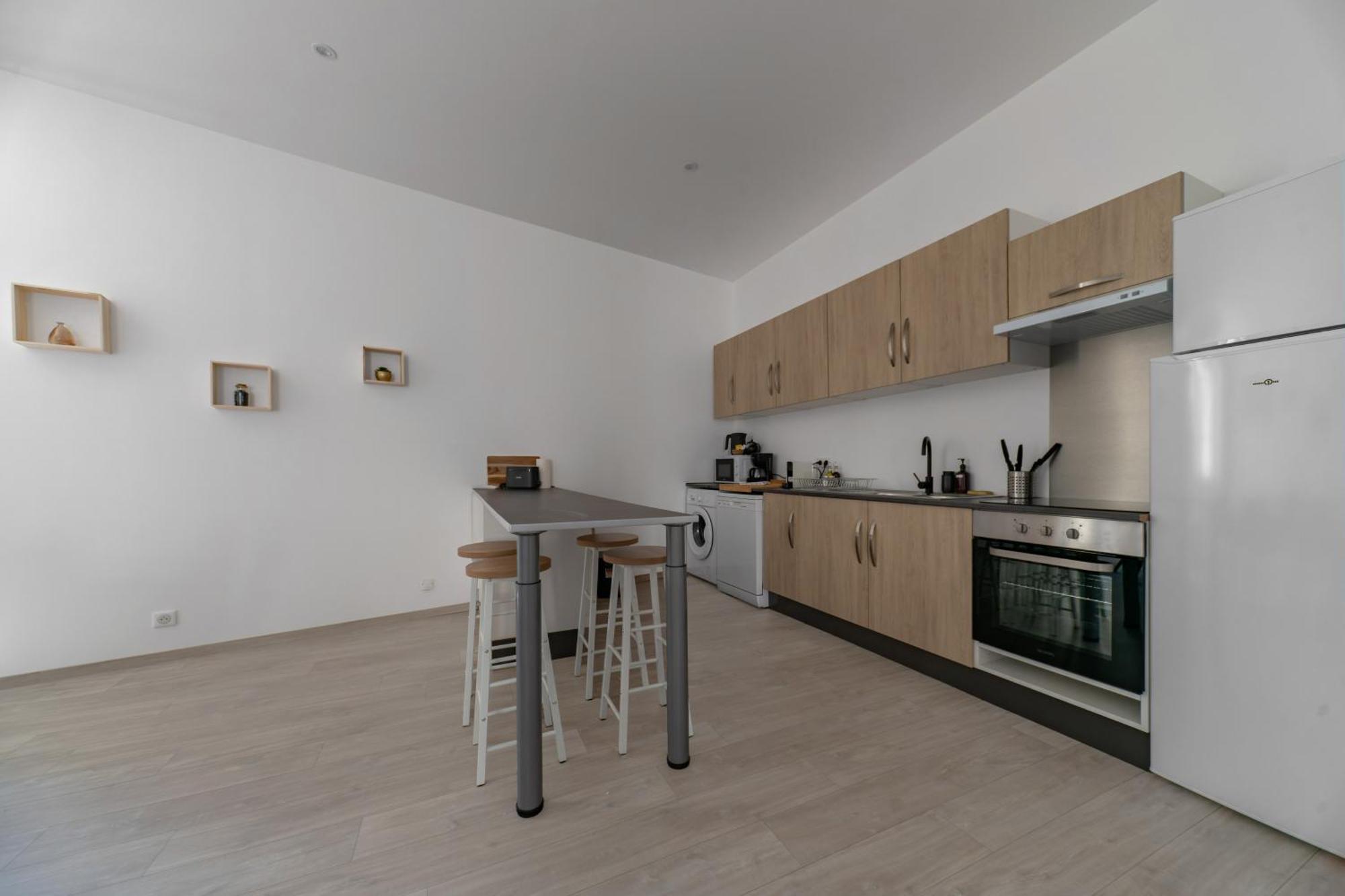 Le Ravy - Appartement Design, 2 Chambres, Centre Ville Виши Экстерьер фото